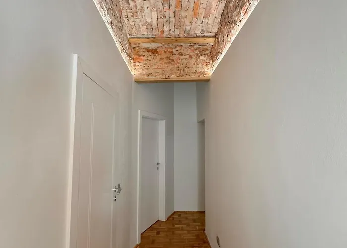 Kazimierza Wielkiego - Quiet In The Center * Вроцлав