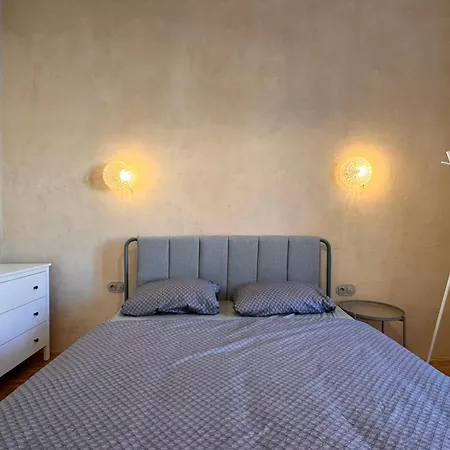 Kazimierza Wielkiego - Quiet In The Center Wrocław