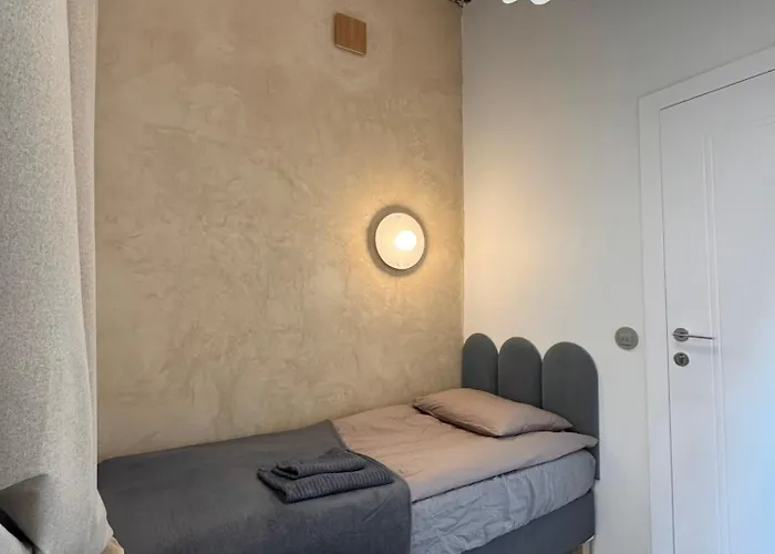 Kazimierza Wielkiego - Quiet In The Center Appartement